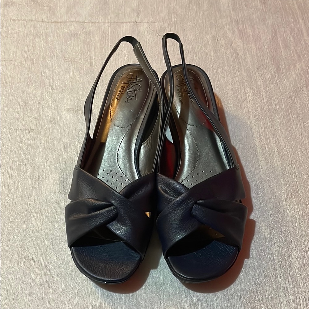 Life Stride Chic Black Slingback Sandals